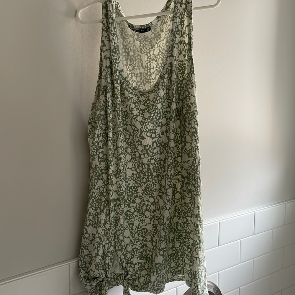 Soft floral print tank top